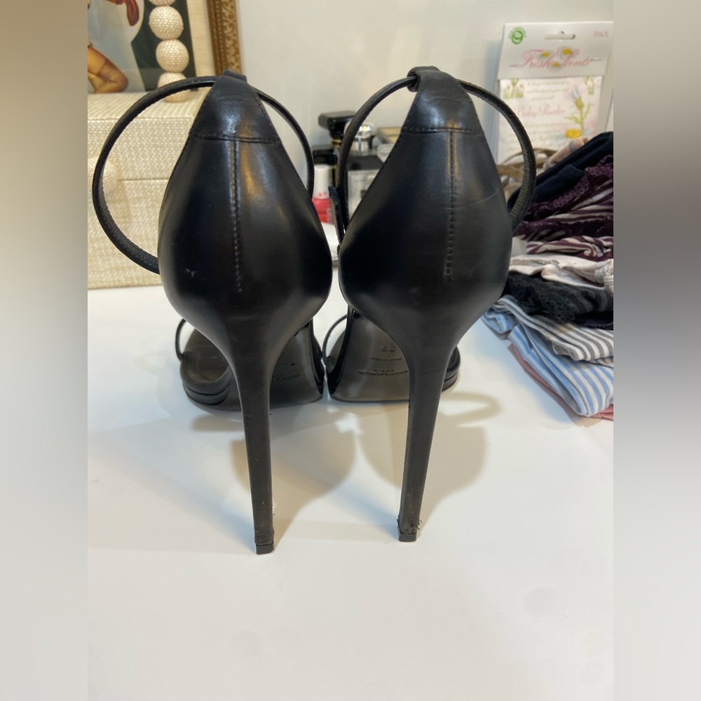 COPY - Saint Laurent black stilettos - Picture 2 of 4